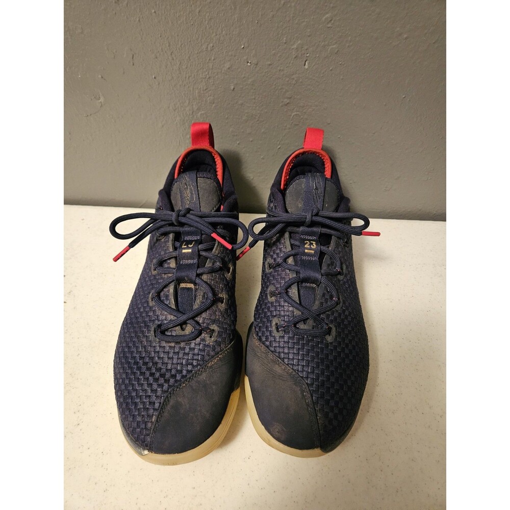 Nike LeBron XIV 14 Low Mens Size 10.5 Shoes USA Midnight Blue Red Gold Sneakers